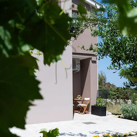 Apartment White Pearl Ražanac